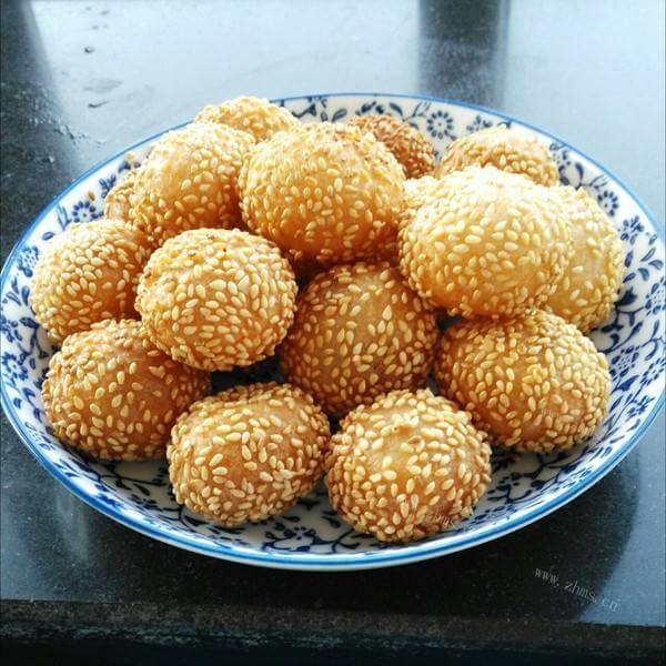 爱上蛋白椰蓉芝麻球