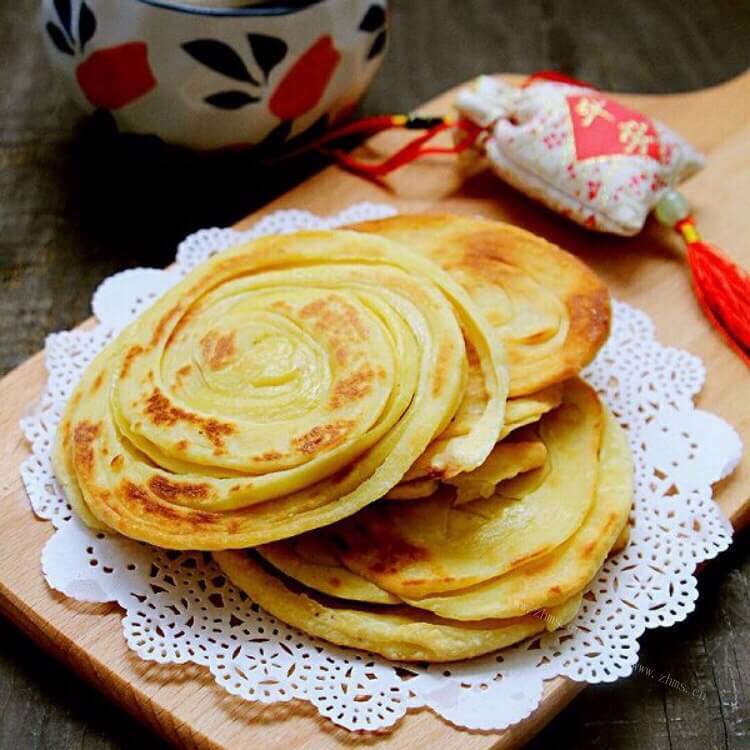 好吃的葱香盘丝饼