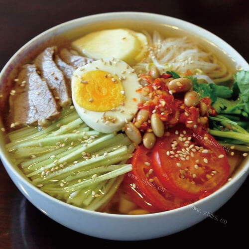 香味四溢的特色冷面