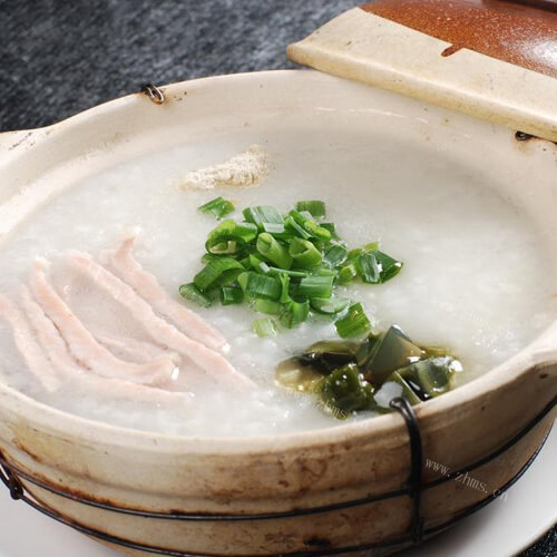 美味的鱼鳔瘦肉粥