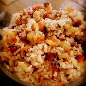 家常的西红柿土豆肉焖饭