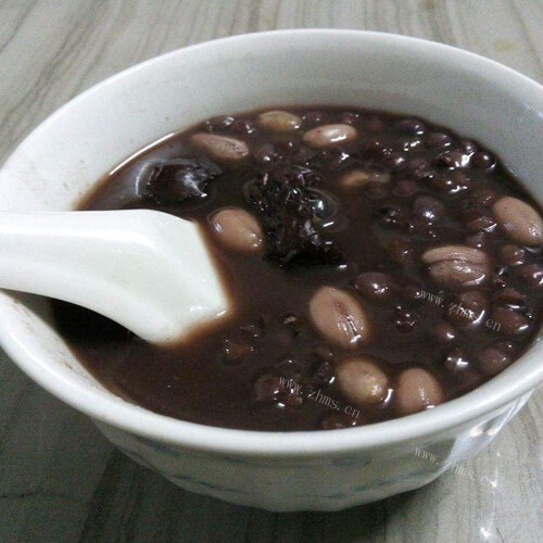 自制薏米红豆黑米粥