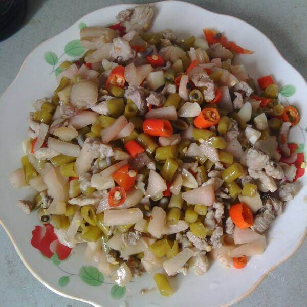 特别好吃的酸豆角炒腊里脊