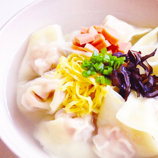 鲜甜可口的什锦鲜虾小馄饨