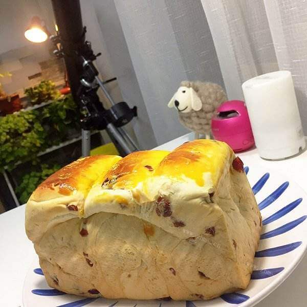美味的蔓越莓椰蓉吐司