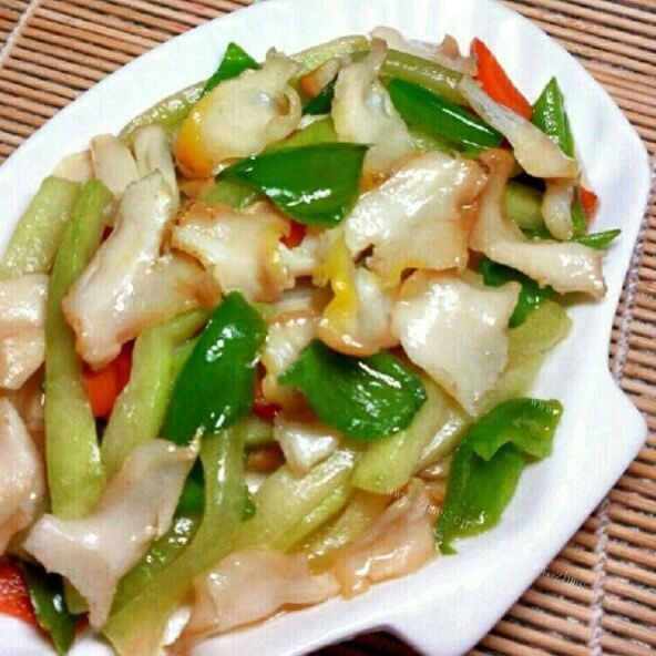 美味的盐爆海螺