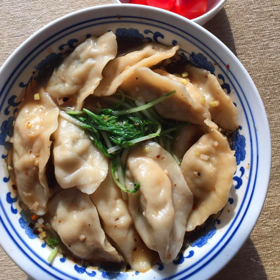 家常芹菜猪肉虾仁水饺