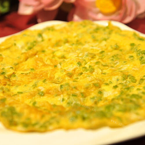 诱人的荠菜青椒煎鸡蛋