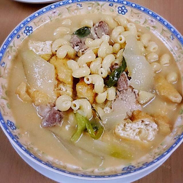 好喝的猪颈肉冬瓜汤
