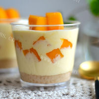 好吃的酸奶芒果慕斯杯