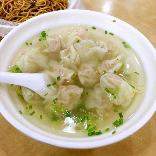 好吃的裙带菜馄饨