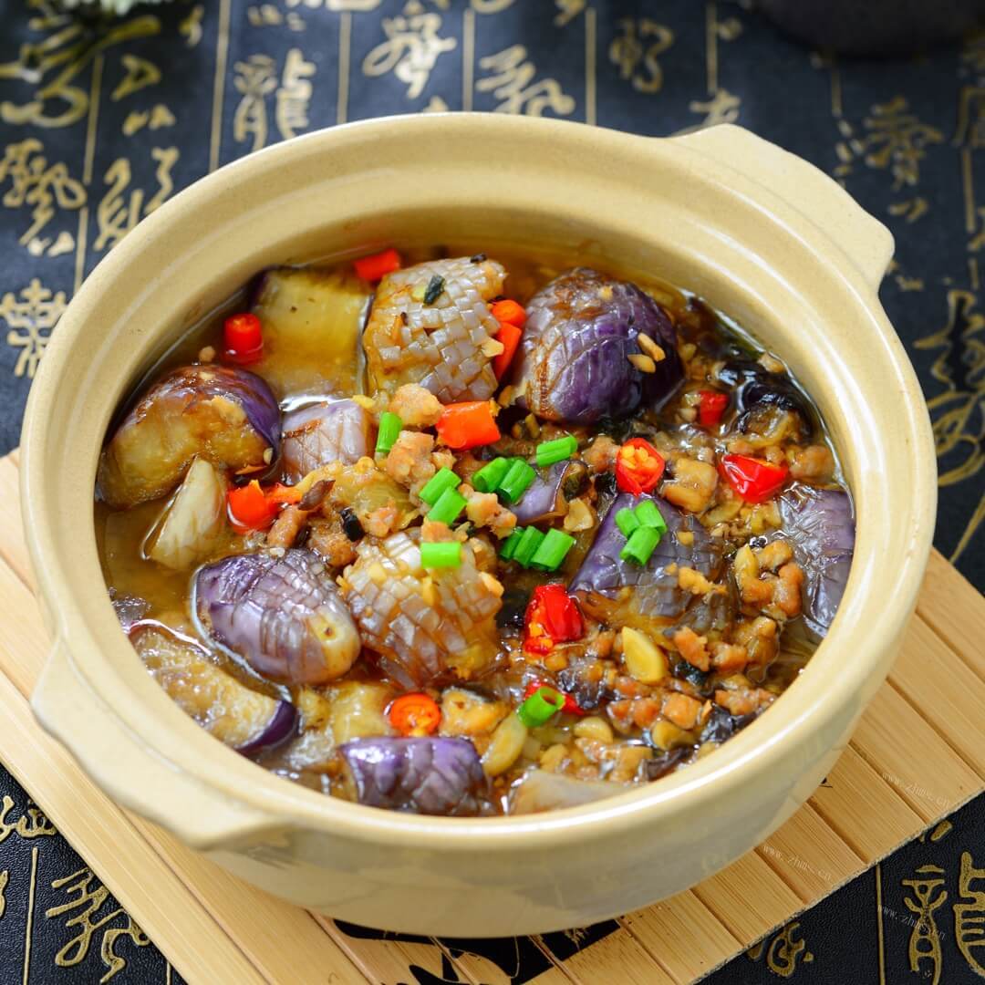 美味的酱香茄子煲