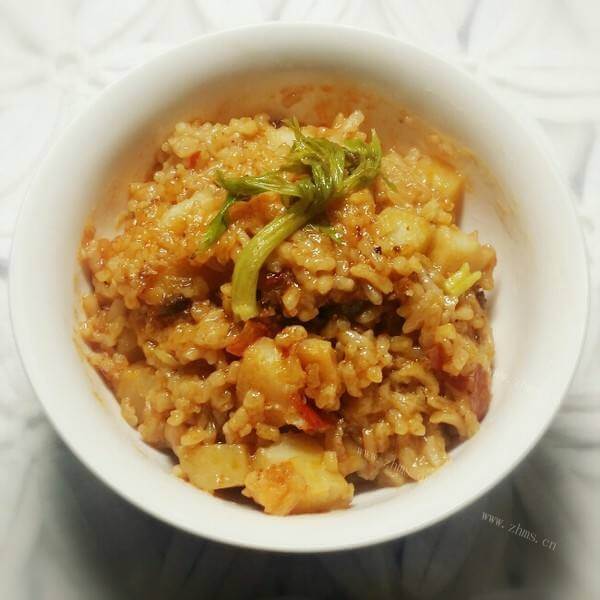 美味的培根土豆闷饭