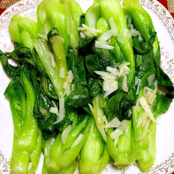 香喷可口的蒜香花油菜