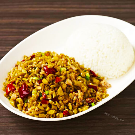 营养肉沫豆角土豆饭