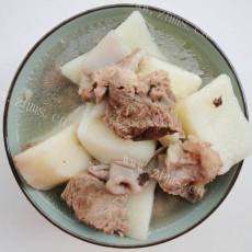 鲜香淮山煲猪骨汤