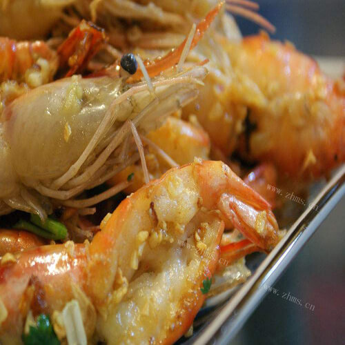 美味的半煎炸大虾