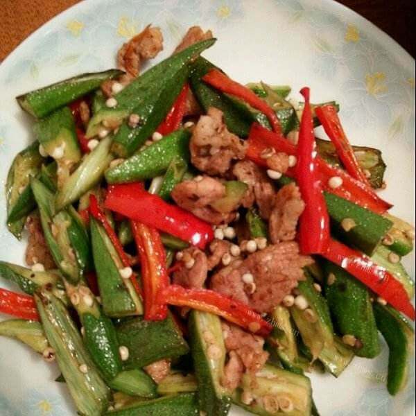 蒜蓉秋葵炒肉