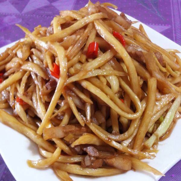 美味的茭瓜炒肉丝