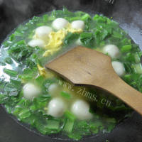 翠色欲滴的油菜蕻鸡蛋煮汤圆的做法图解十二