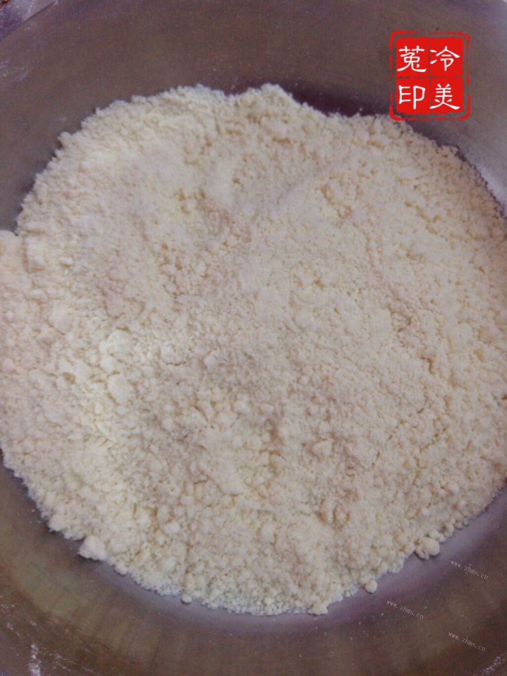 美味的蔓越莓梅花饼做法图解5)