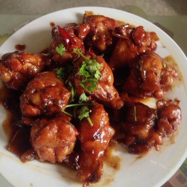 美味的红烧土豆鸡翅根