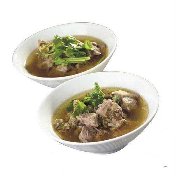 可口的西红柿牛肉片汤