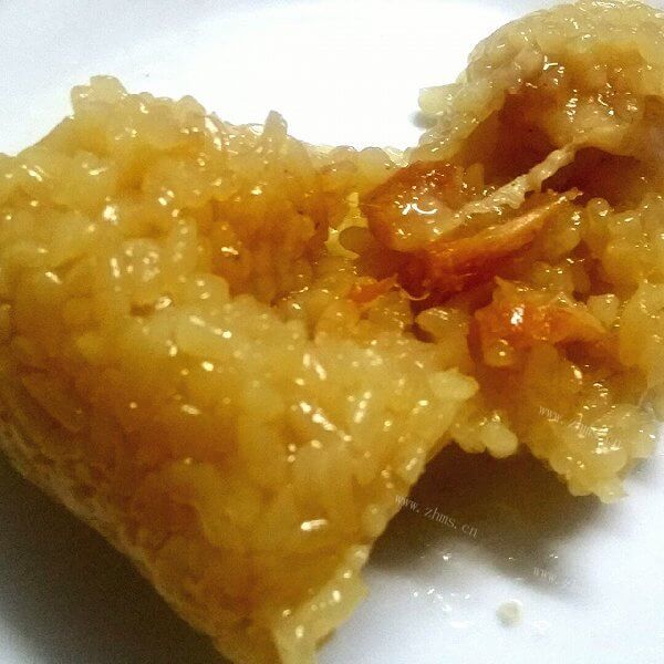 独特毛豆麻辣香肠糯米粽