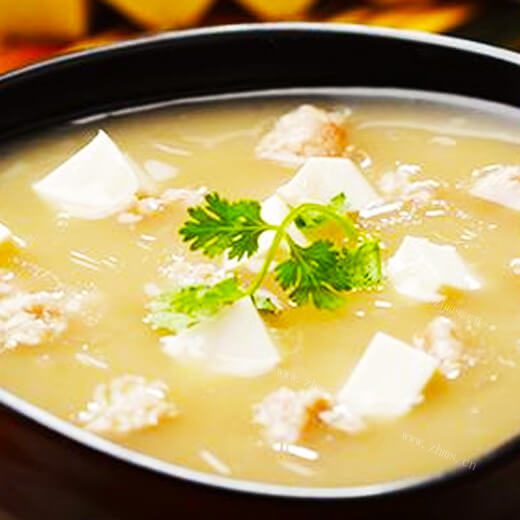 酱香肉末豆腐羹