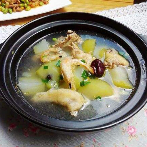 美味的虾干胡瓜炖鸡汤