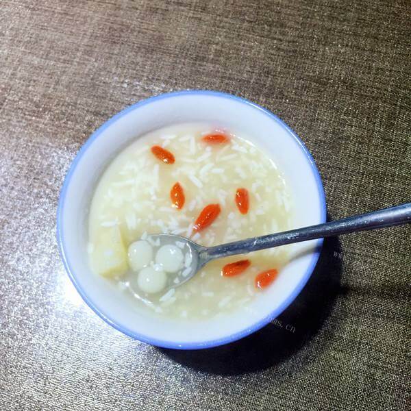 美味小圆子甜米酒