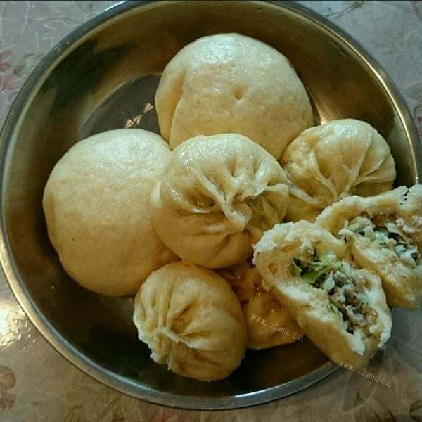 好吃的圆白菜粉条大蒸包