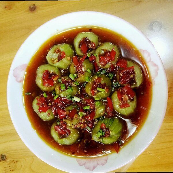 特别的剁椒丝瓜蒸粉条