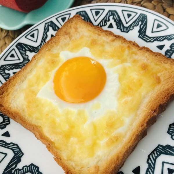 好吃的鸡蛋焗土司