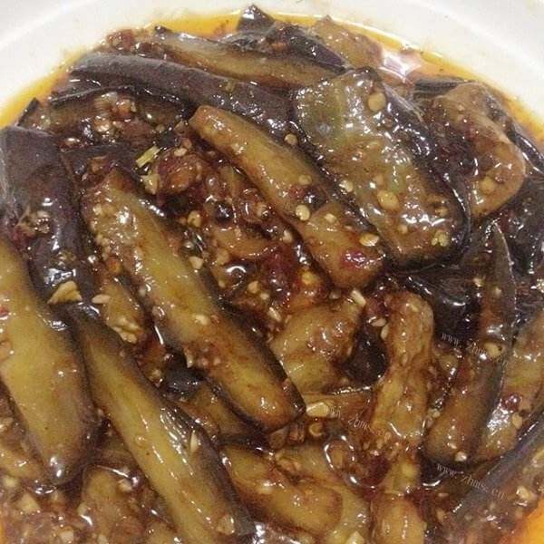 美味的油泼鱼香茄子