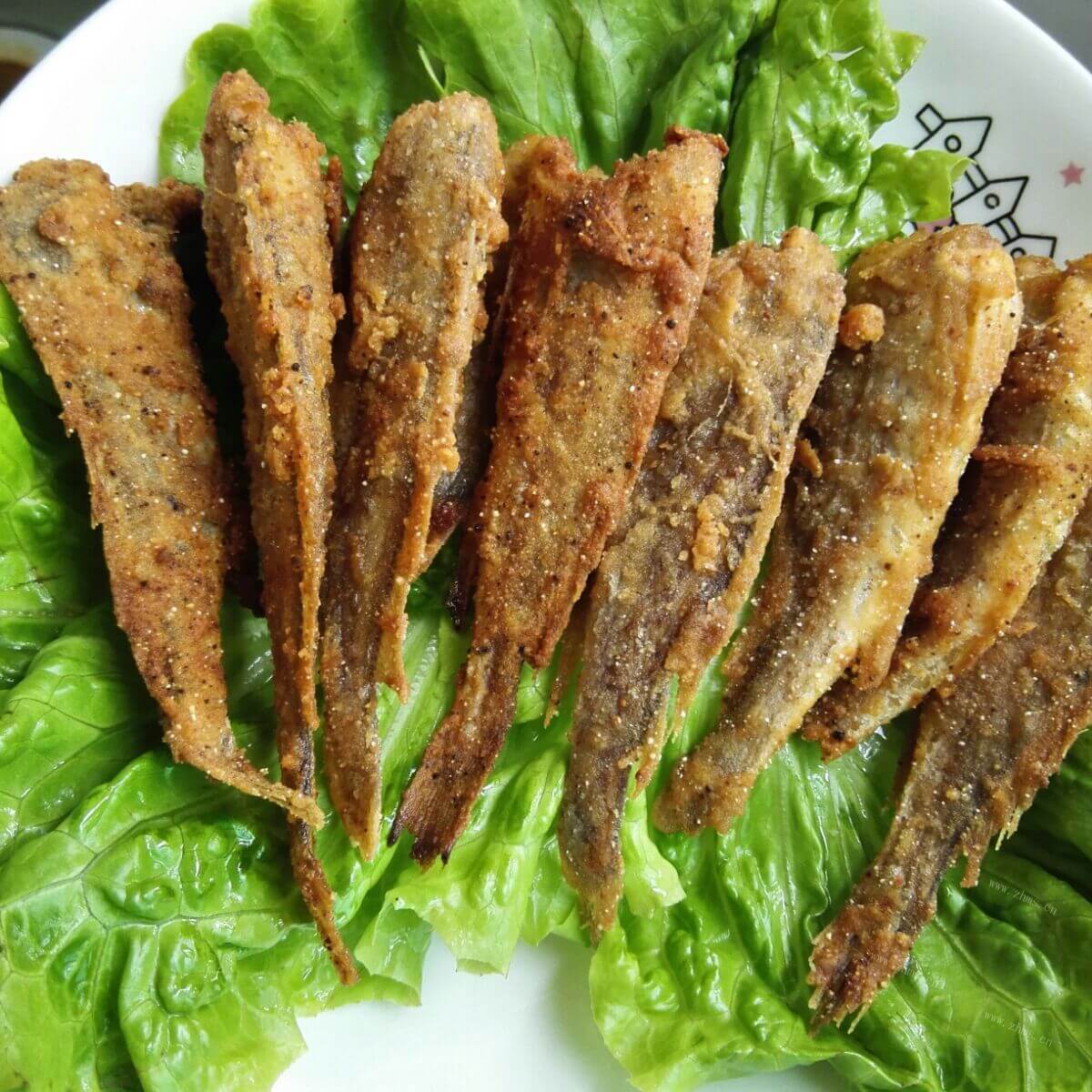 美味脆炸小黄鱼
