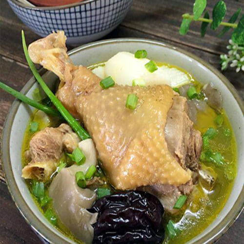 山药蘑菇土鸡汤