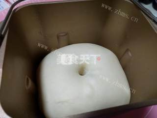 美味培根芝士堡做法图解4)