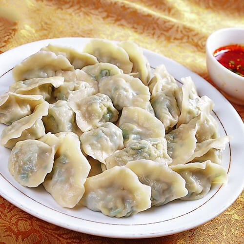 美味芹菜叶胡萝卜素水饺