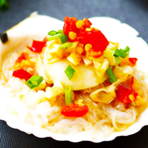 美味剁椒蒜蓉蒸扇贝