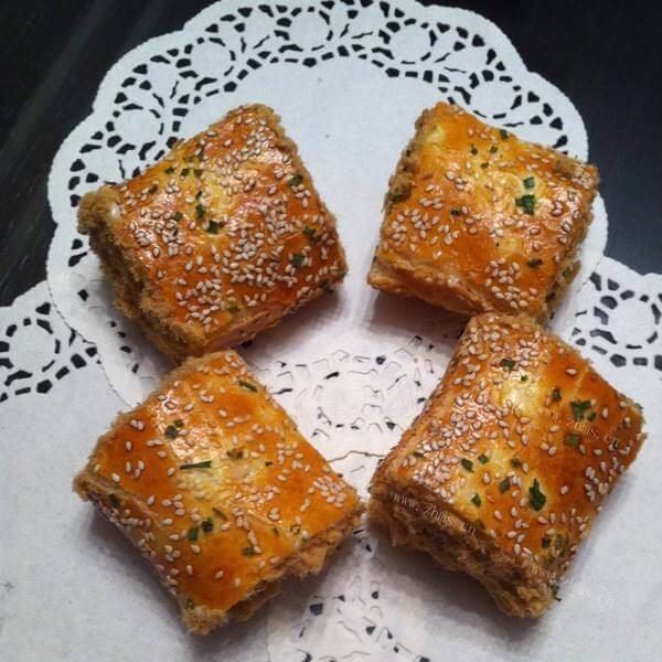 美味的面包肉松卷