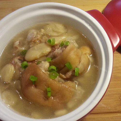 美味的芸豆金银蹄汤