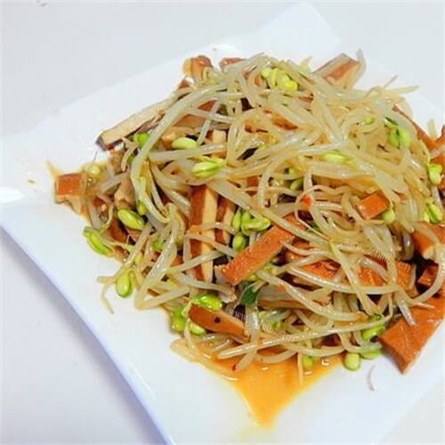 诱人的豆芽炒香干