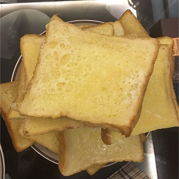 在家做的大米面包片