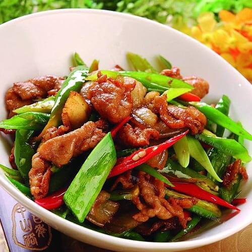 t特色农家小炒肉的做法