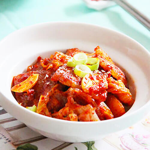 家常辣白菜炒五花肉