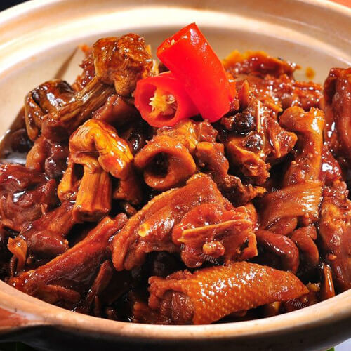 简简单单的茶树菇土豆鸭块
