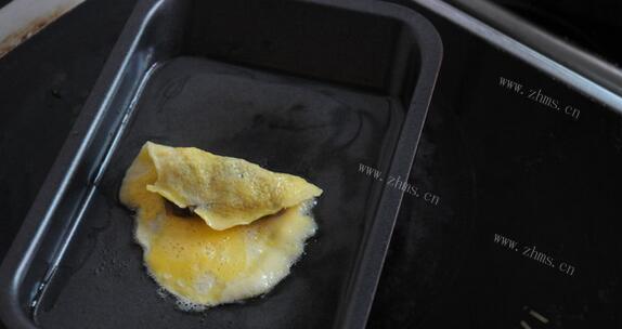 黄金猪肉青菜鸡蛋饺做法图解5)