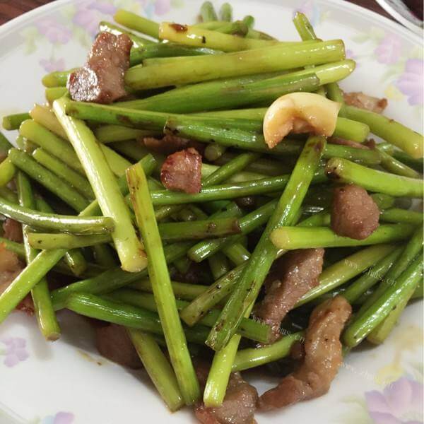 我的蒜薹炒肉