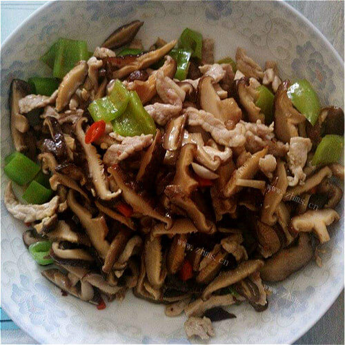 家常香菇炒肉的做法